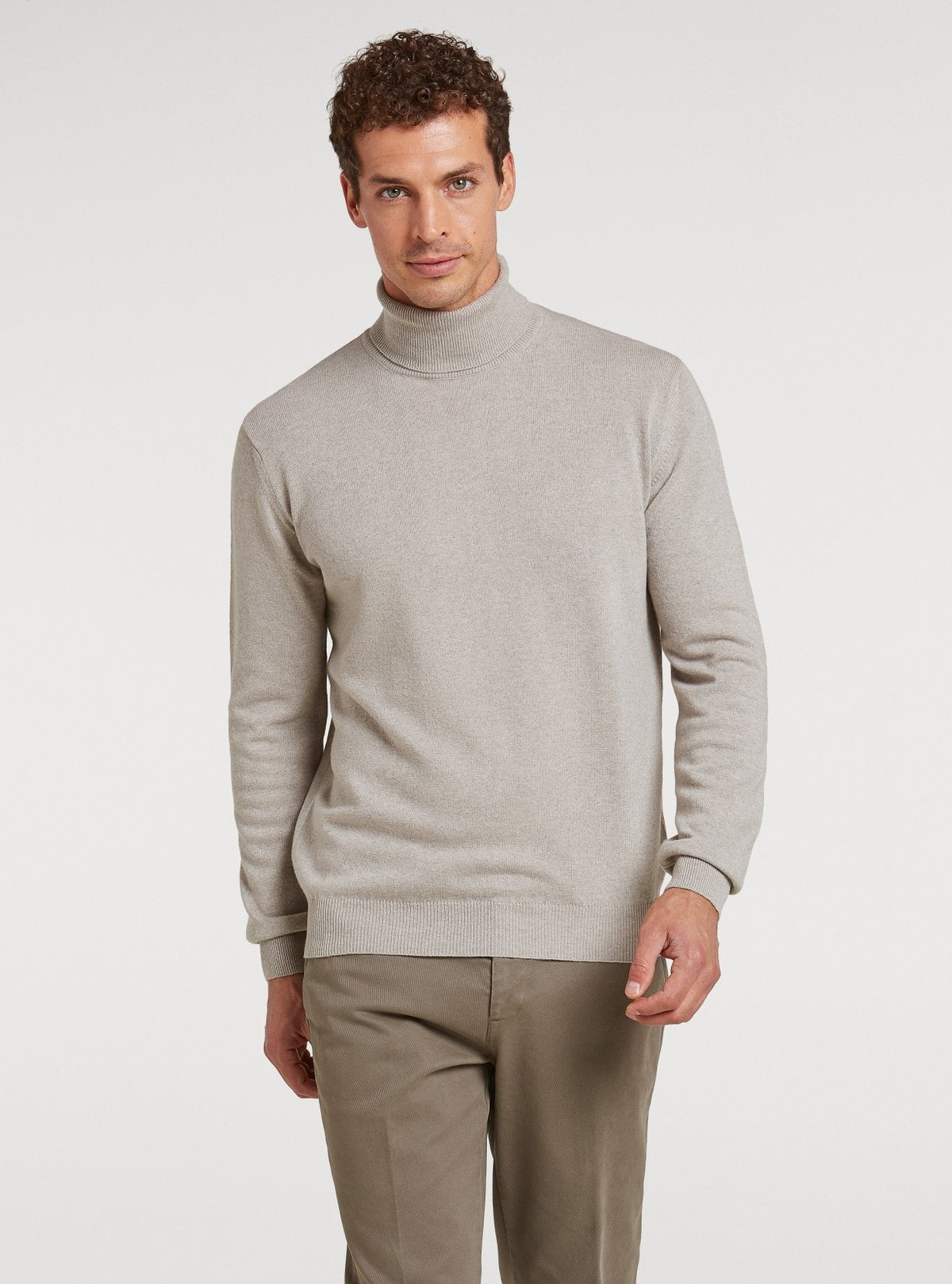 Dolcevita in Lana e Cashmere: Calore e Raffinatezza