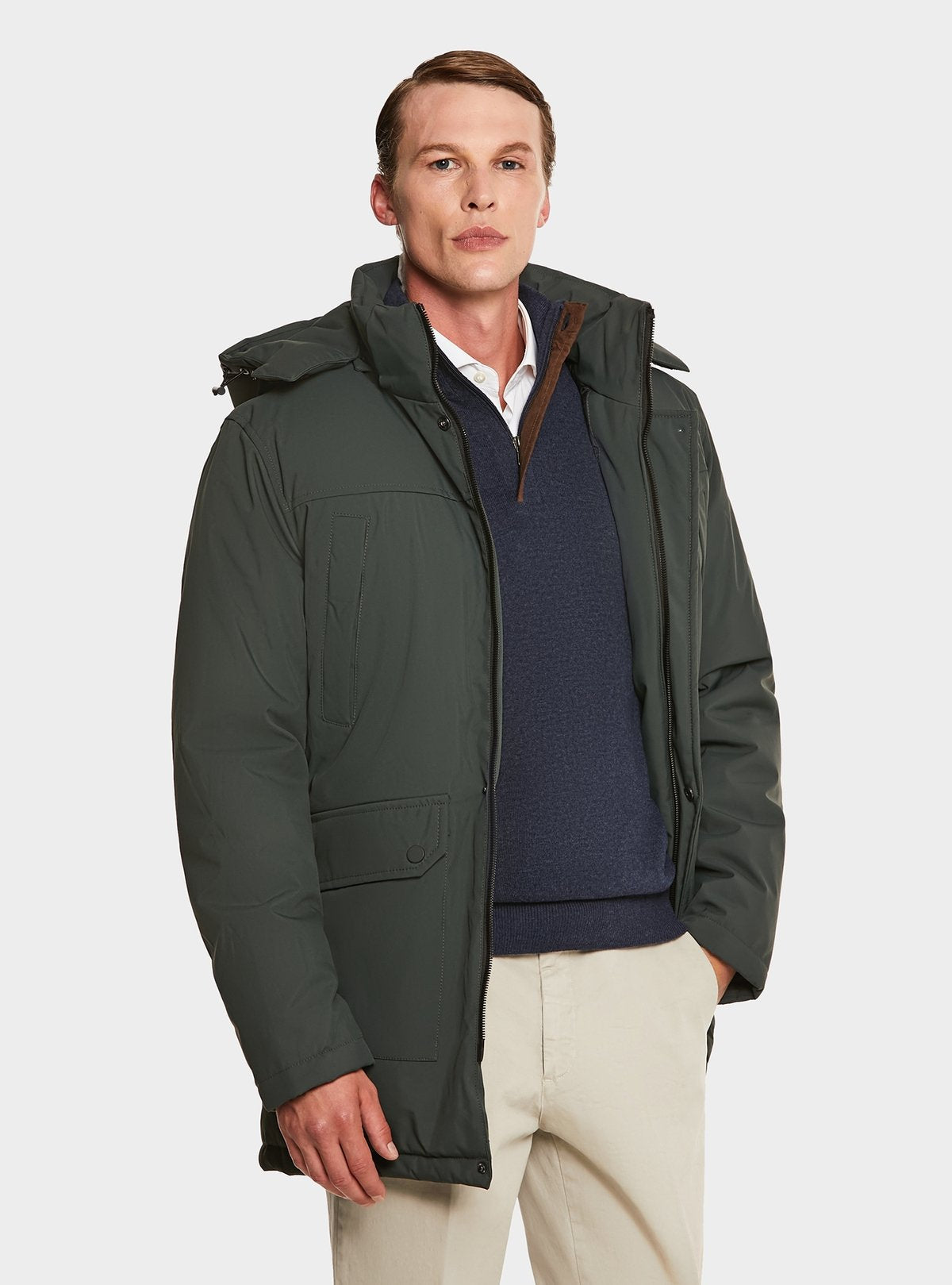 Giubbino lungo con cappuccio removibile